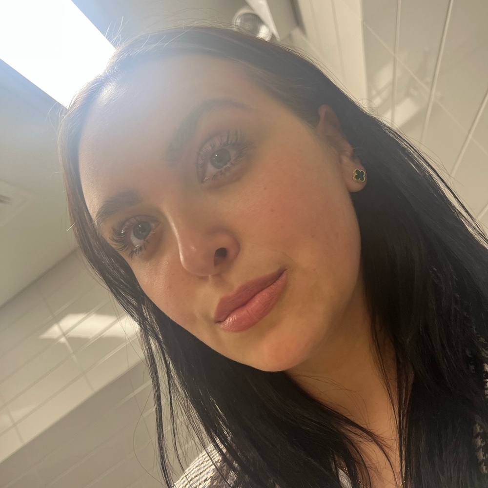 Meet your Posher, Ilyana